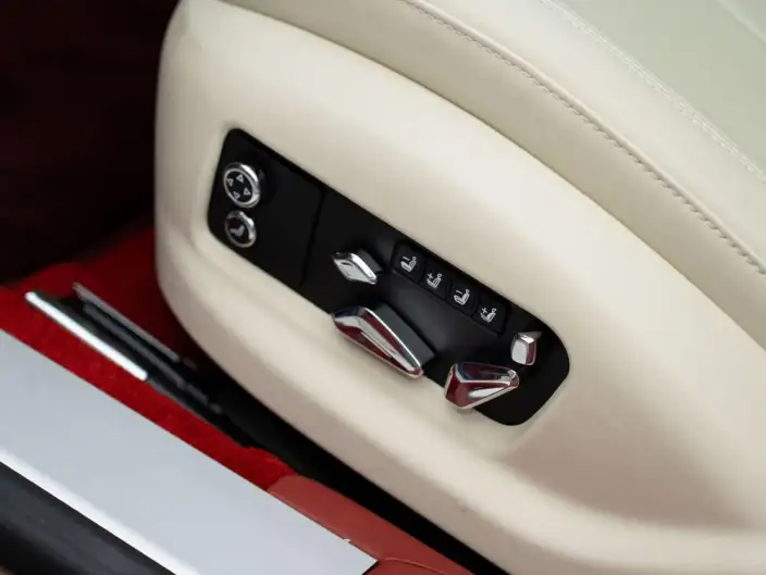 Continental Flying Spur 2024 Model 4.0T V8 Standard Edition – фото 8