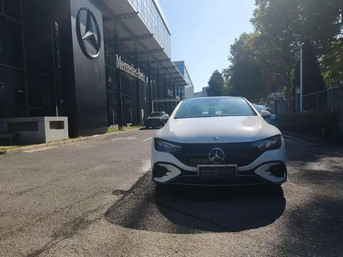Mercedes-Benz EQE 2026 Model EQE 500 4MATIC Pioneer Edition – фото 2