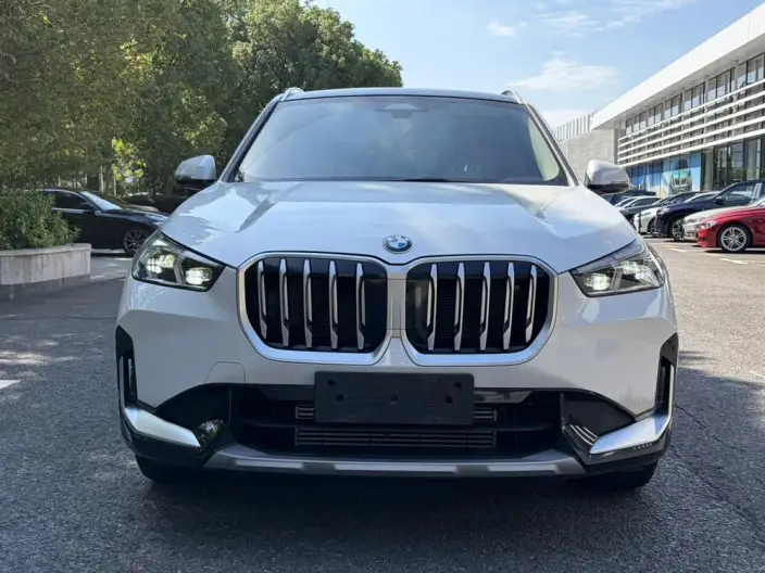 BMW X1 2025 Model sDrive25Li X Design Set – фото 2