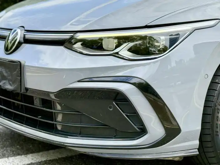Volkswagen Golf 2023 Model 280TSI DSG Pro – фото 8