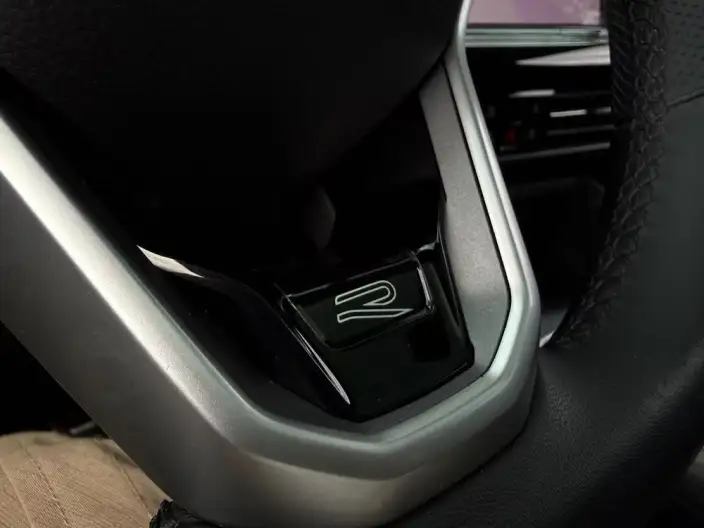 Volkswagen Golf 2023 Model 280TSI DSG Pro – фото 10