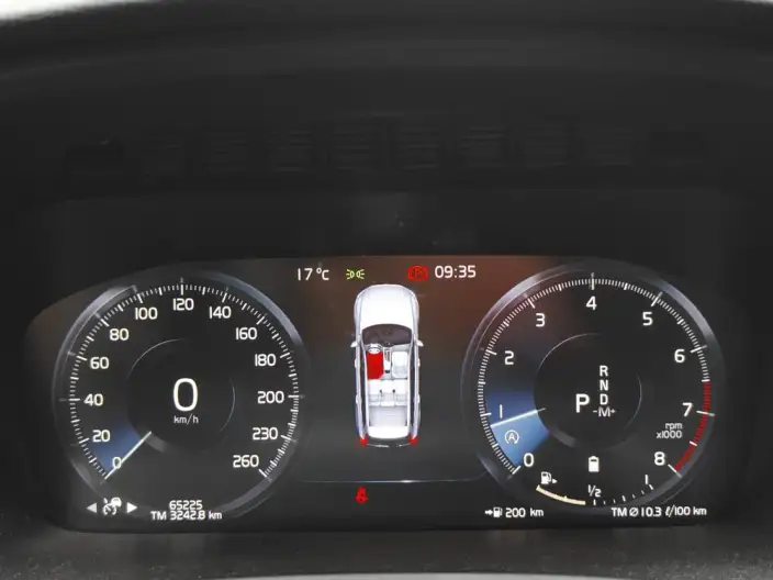 Volvo XC90 2022 Model B5 Zhixing Deluxe Edition 5 seat – фото 9