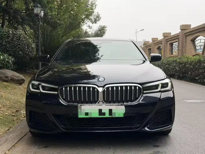 BMW 5 Series PHEV 2022 Model 535Le M Sports Set – фото 2