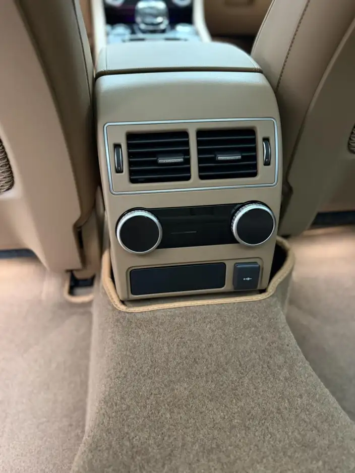 Jaguar XFL 2023 Model 2.0T P250 2WD Exclusive Deluxe Edition – фото 6