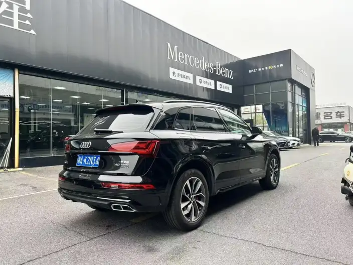 Audi Q5L 2024 Model 40TFSI Luxury Dynamic Model – фото 6
