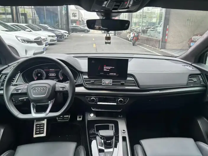 Audi Q5L 2024 Model 40TFSI Luxury Dynamic Model – фото 7