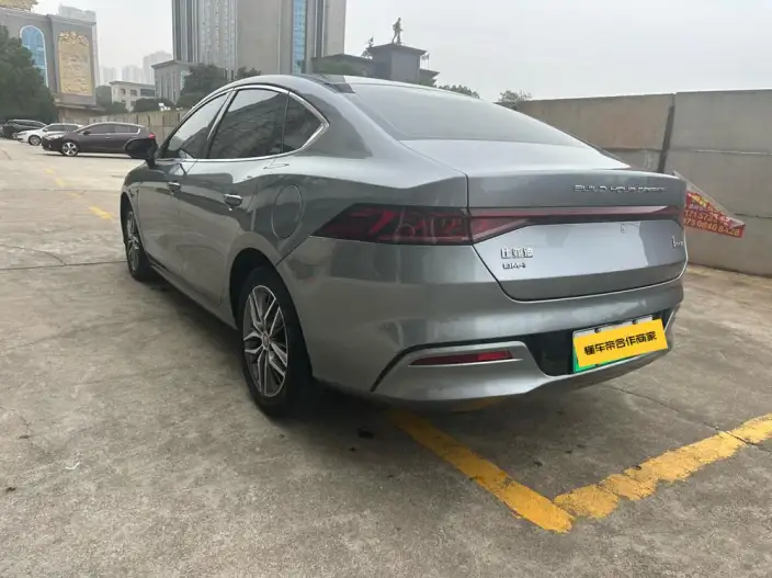 BYD Qin PLUS DM 2021 Model DM-i 55KM Noble Model – фото 5