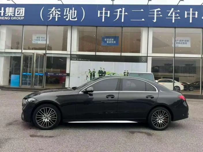 Mercedes-Benz C-Class 2025 Model C 260 L Sports Edition – фото 3