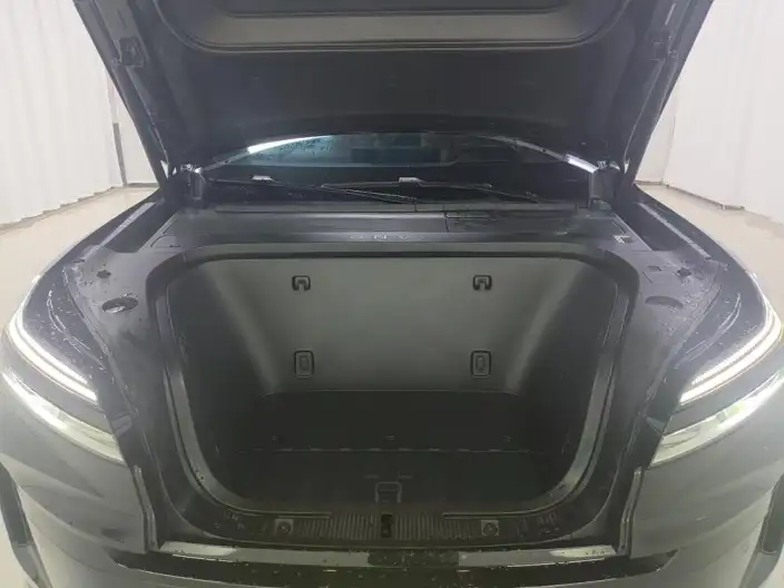 ONVO L90 2025 Model VI seat Edition Max – фото 10