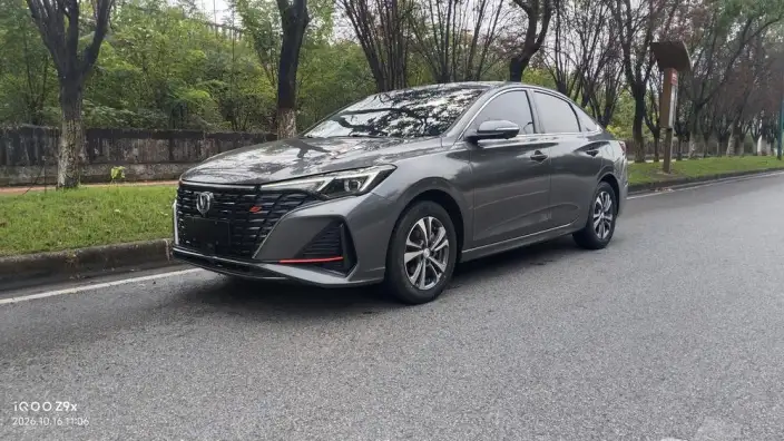 Changan Eado 2022 Model PLUS Blue whale NE 1.4T GDI DCT Noble Model