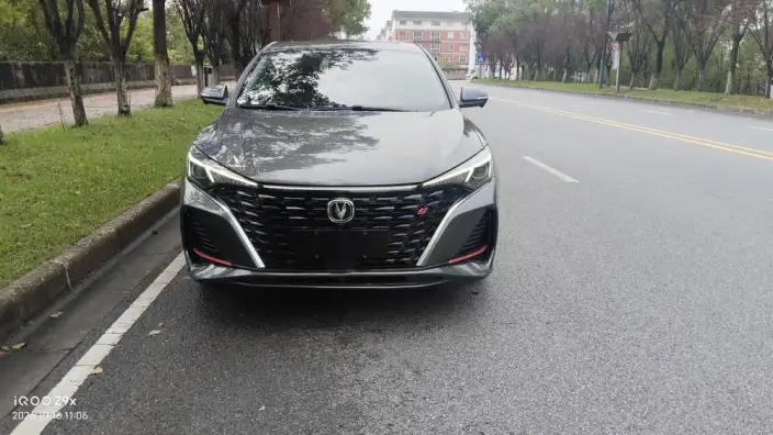 Changan Eado 2022 Model PLUS Blue whale NE 1.4T GDI DCT Noble Model