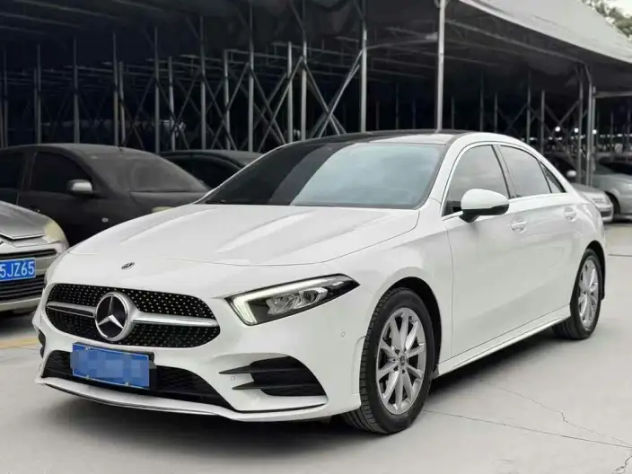 Mercedes-Benz A-class 2022 Model A 200 L Sports sedan Dynamic Edition
