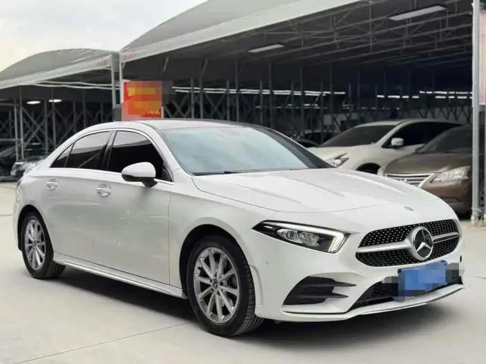 Mercedes-Benz A-class 2022 Model A 200 L Sports sedan Dynamic Edition