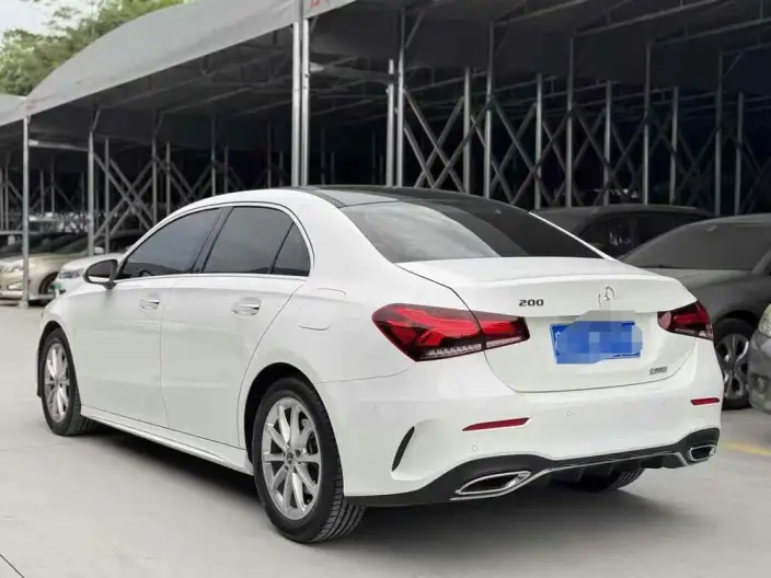 Mercedes-Benz A-class 2022 Model A 200 L Sports sedan Dynamic Edition