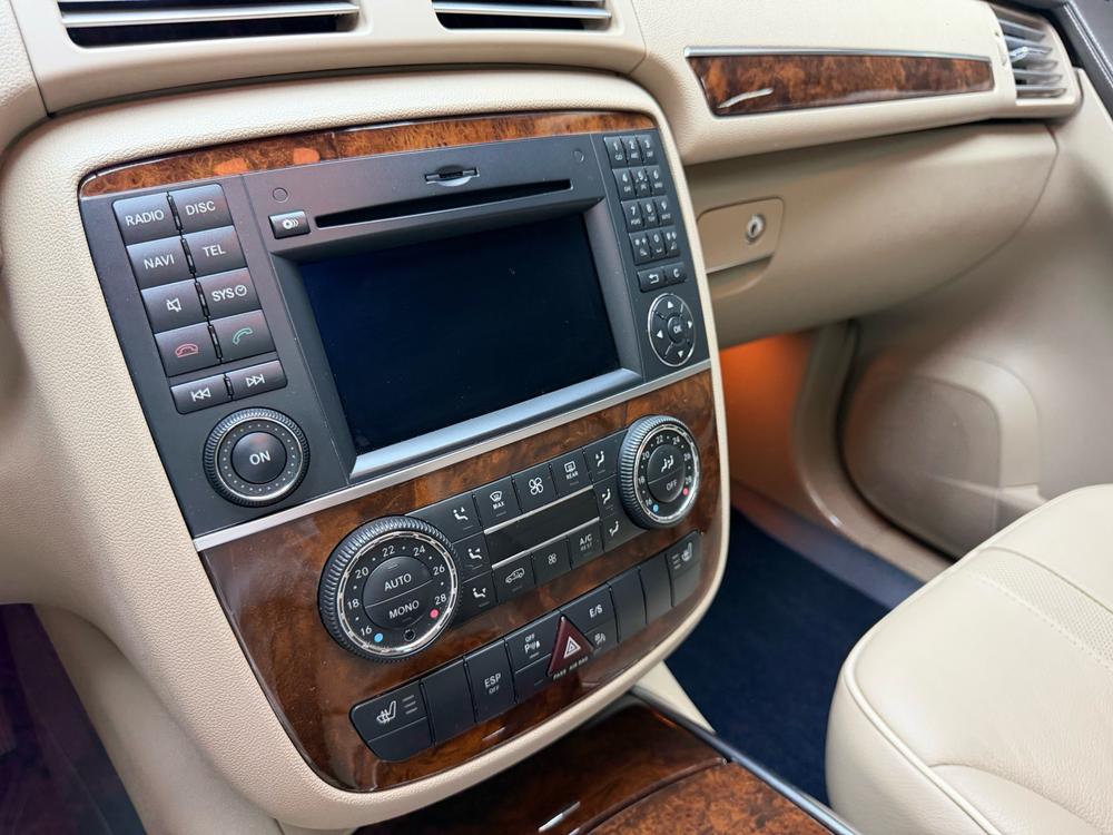 Mercedes-Benz R-Class 2011 модификация R 350 L 4MATIC – фото 19