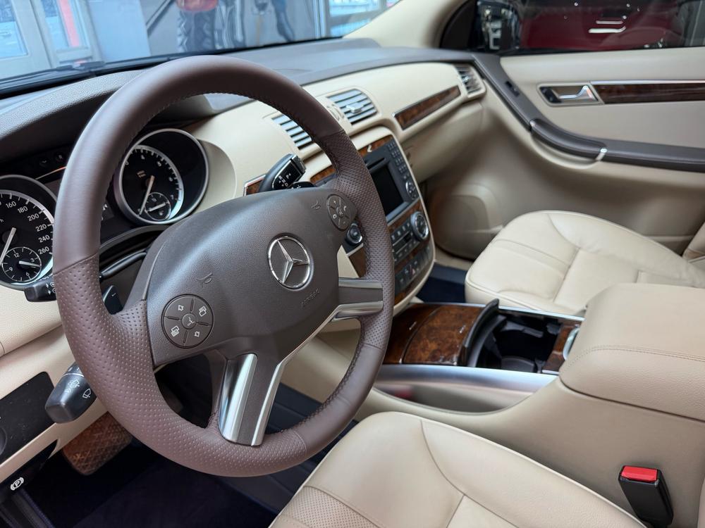 Mercedes-Benz R-Class 2011 модификация R 350 L 4MATIC – фото 29