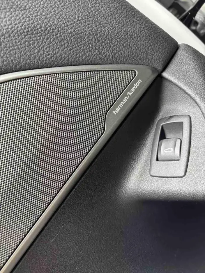 BMW 6 Series GT 2022 Model 630i M Sports Set – фото 5