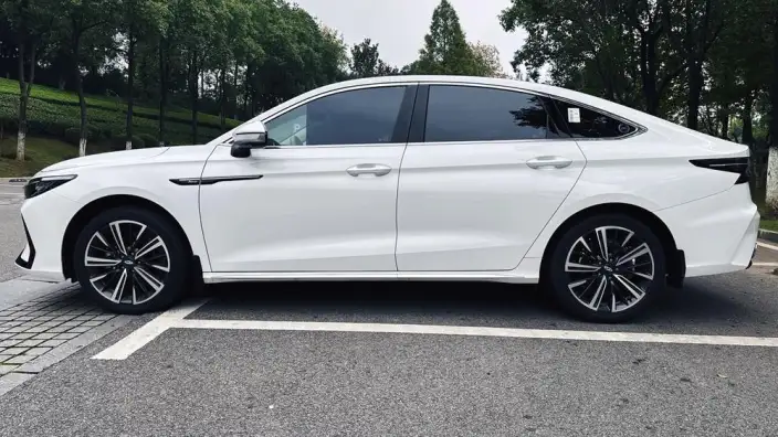 Chery Arrizo 8 2025 Model 1.6TGDI DCT Smart