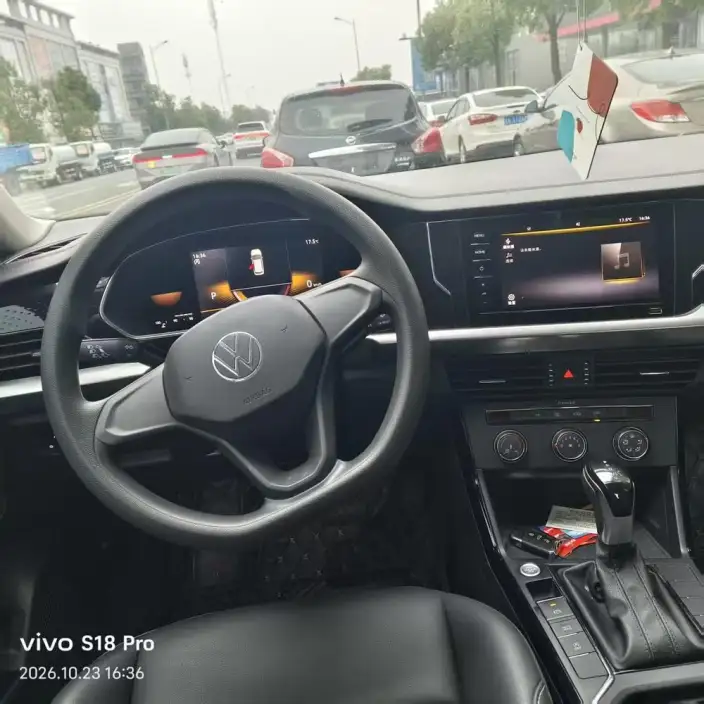 Volkswagen Passat 2022 Model 280TSI Business Edition – фото 7