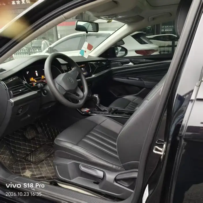 Volkswagen Passat 2022 Model 280TSI Business Edition – фото 8