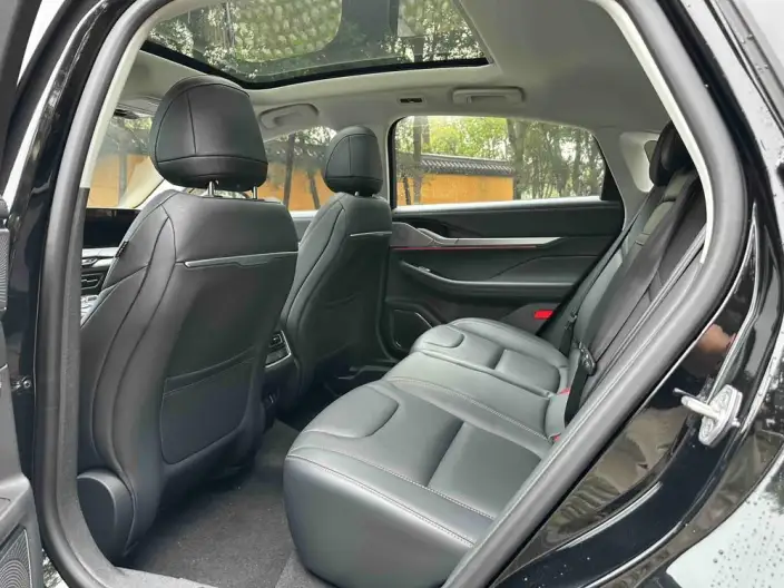 Lincoln Z 2025 Model 2.0T Zun Shang – фото 9