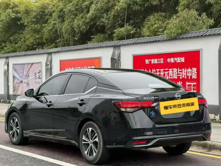 Nissan Sylphy 2023 Model 1.6L CVT Yuexiang Edition – фото 5