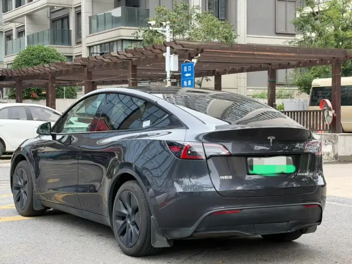 Model Y 2024 Model Rear-wheel drive version