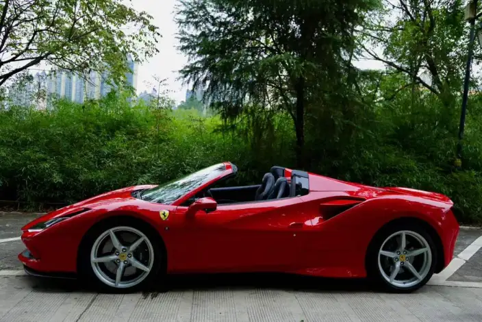 Ferrari F8 2020 Model Spider 3.9T V8
