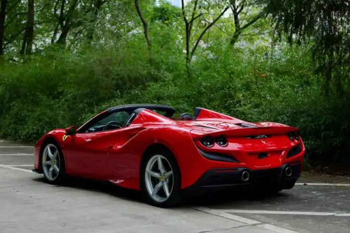 Ferrari F8 2020 Model Spider 3.9T V8 – фото 6