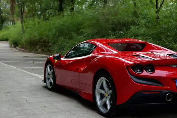 Ferrari F8 2020 Model Spider 3.9T V8 – фото 9