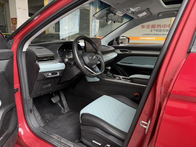 Emgrand L Модель 2022 года 1.4T CVT Prestige – фото 8