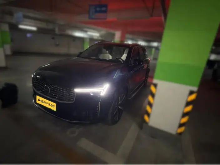 Volvo XC90 PHEV 2026 Model E Drive Hybrid T8 Long Battery Life Pro Smart Prestige Deluxe Edition 7 seat