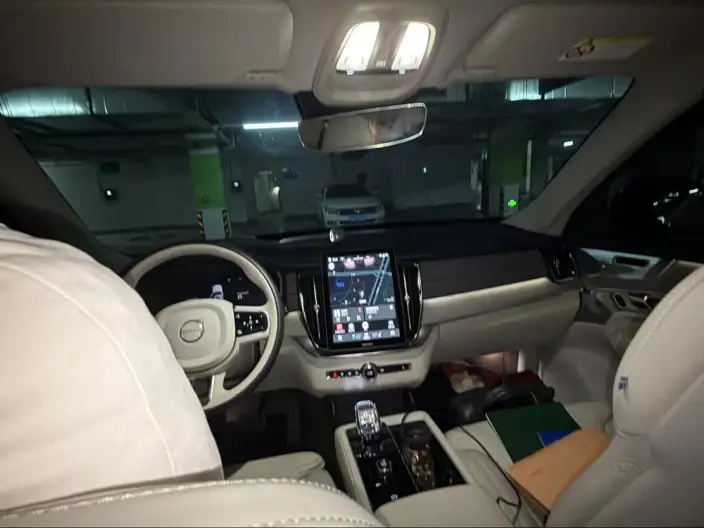 Volvo XC90 PHEV 2026 Model E Drive Hybrid T8 Long Battery Life Pro Smart Prestige Deluxe Edition 7 seat – фото 5