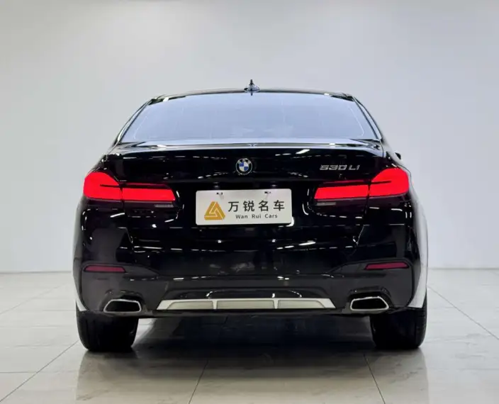 BMW 5 Series 2023 Model 530Li Leading Model M Sports Set – фото 3