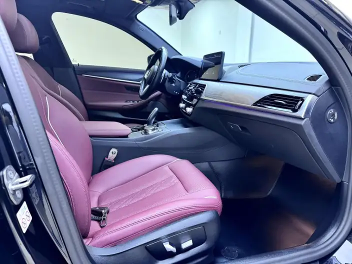 BMW 5 Series 2023 Model 530Li Leading Model M Sports Set – фото 9