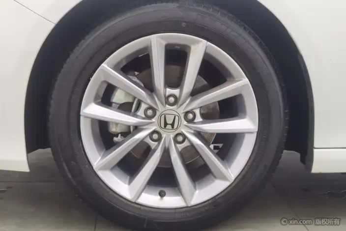 Honda Accord 2022 Model 260TURBO Deluxe Edition – фото 10