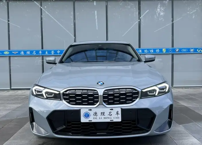 BMW 3 Series 2025 Model 325Li M Sports Set – фото 2