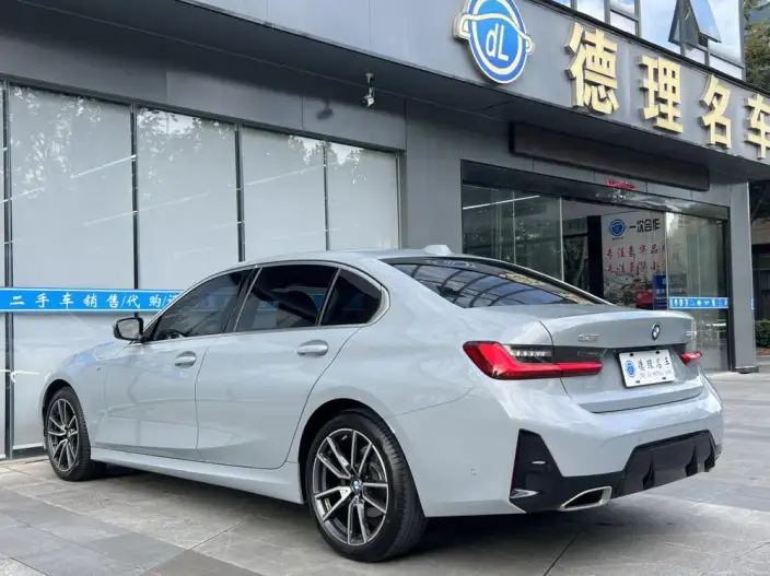 BMW 3 Series 2025 Model 325Li M Sports Set – фото 4