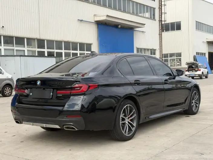BMW 5 Series 2022 Model Facelift II 525Li M Sports Set – фото 7