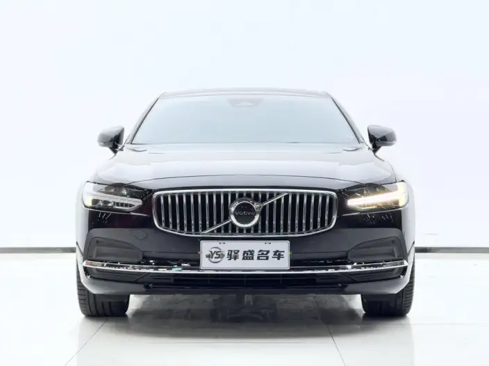Volvo S90 2025 Model B5 Smart Range Deluxe Edition