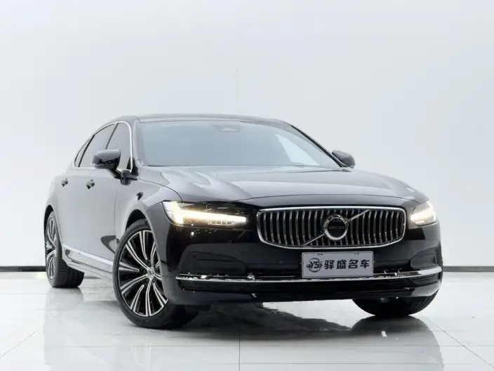 Volvo S90 2025 Model B5 Smart Range Deluxe Edition