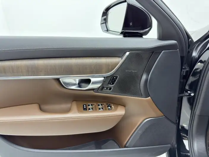 Volvo S90 2025 Model B5 Smart Range Deluxe Edition – фото 8