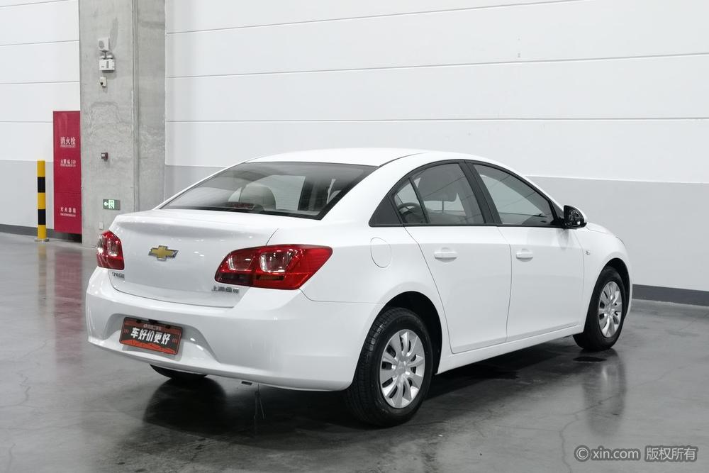 Chevrolet Cruze 2015 1.5L Classic SL MT – фото 4