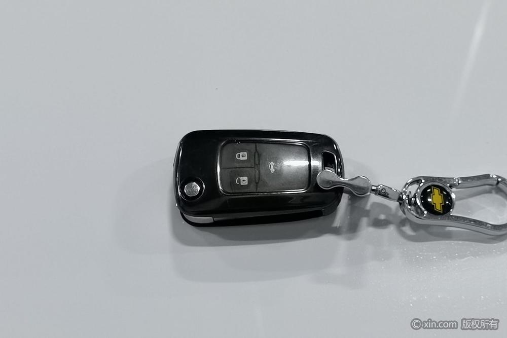 Chevrolet Cruze 2015 1.5L Classic SL MT – фото 6