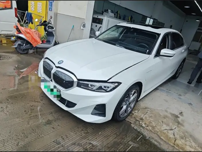 BMW i3 2023 Model eDrive35L