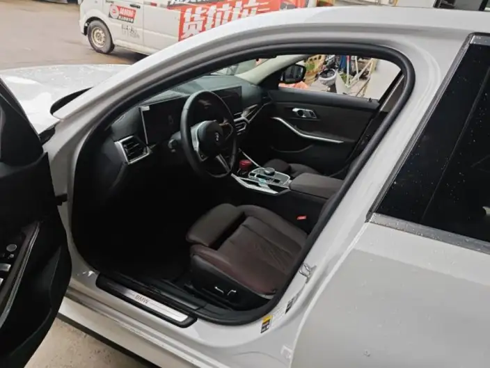 BMW i3 2023 Model eDrive35L – фото 8