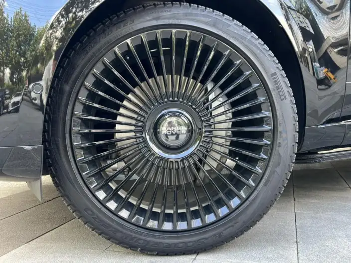 Range Rover 2025 Model 3.0 L6 400PS Shengshi Extended Edition – фото 9