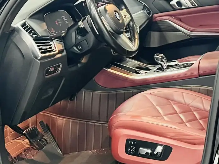 BMW X5 2022 Model Facelift xDrive 40Li M Sports Set – фото 8