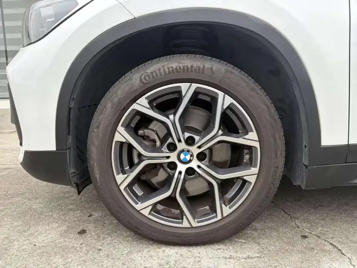 BMW X1 2022 Model sDrive25Li Leading Model – фото 7