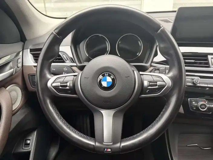 BMW X1 2022 Model sDrive25Li Leading Model – фото 10